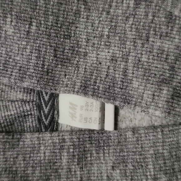 H&M cardigan - Picture 3 of 3
